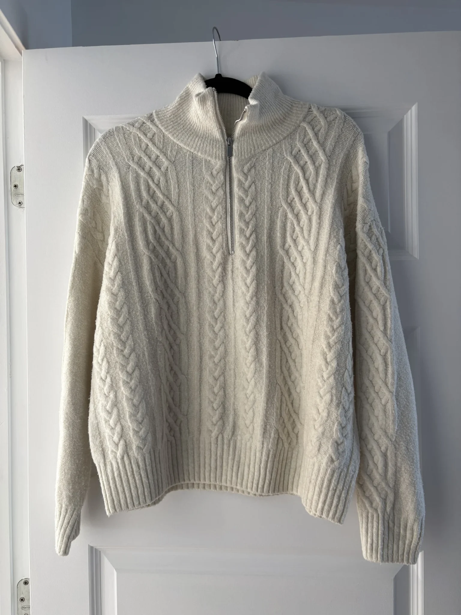 Featured image for Gilet crème Reitmans