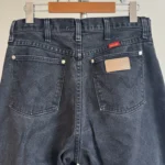 Thumbnail for Jeans Wrangler 14MWZWK Cowboy Cut Noir Jambe Droite