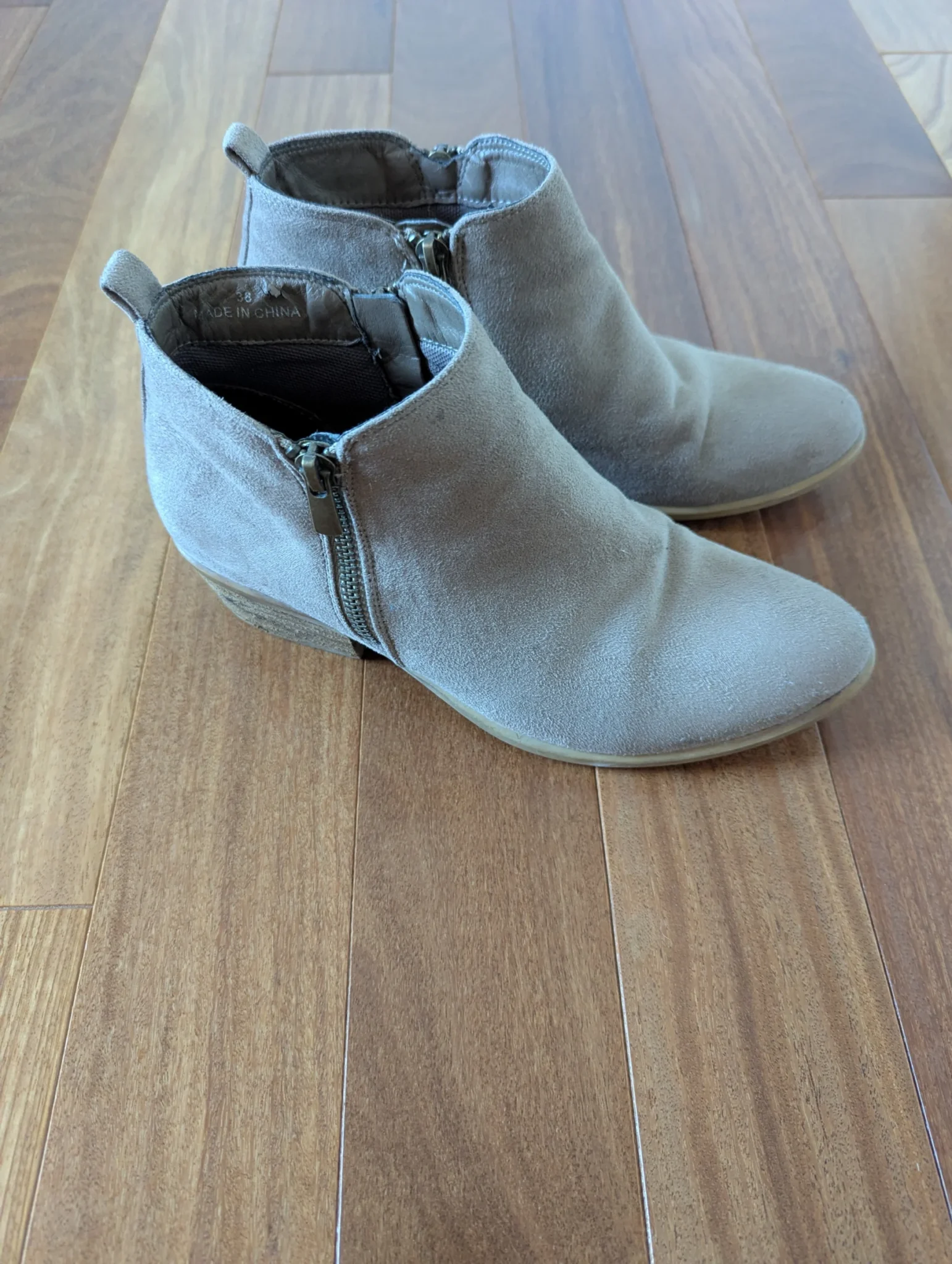 Featured image for Steve Madden suede ankle boots, size 38