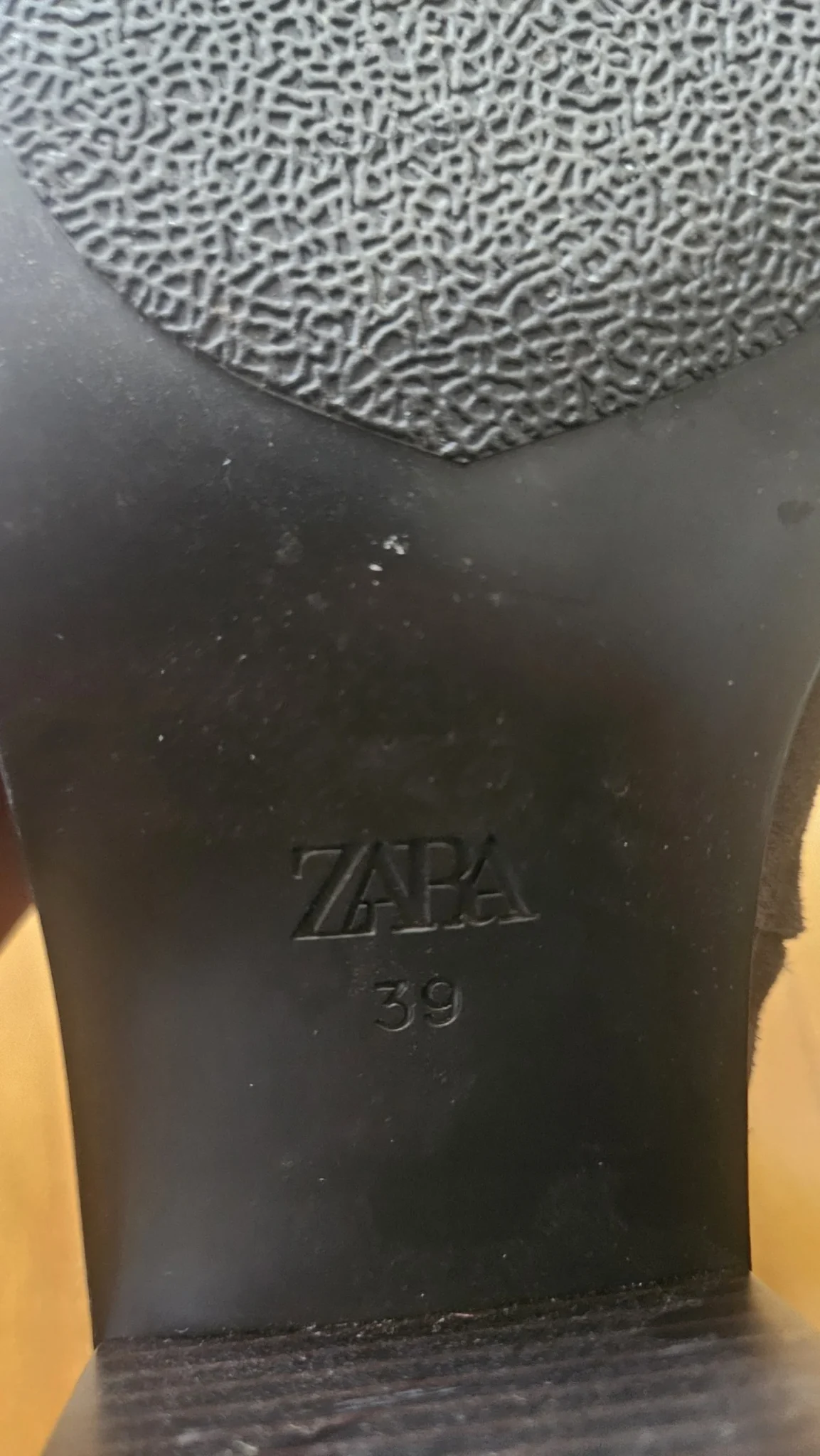 Image for 🌷Bottines en croûte de cuir - Zara