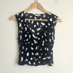 Featured thumbnail for 🌷Button-up camisole – Aritzia