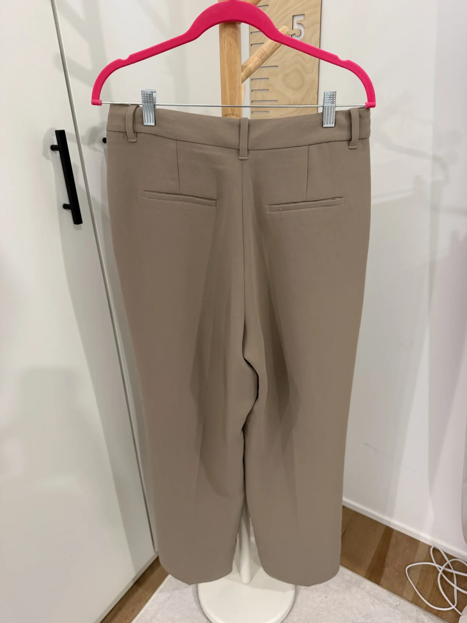 Image for Aritzia Effortless Trousers