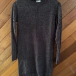 Featured thumbnail for Robe ou chandail long en tricot HM