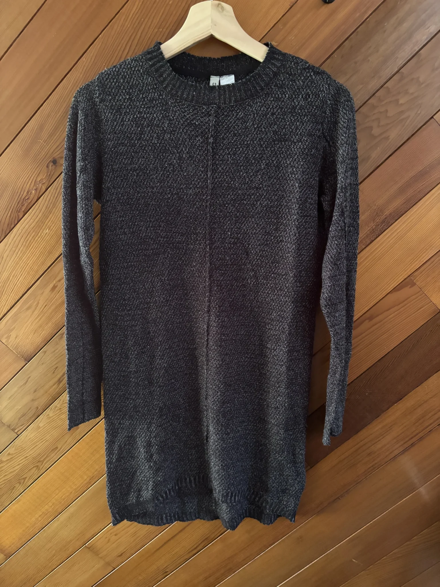 Featured image for Robe ou chandail long en tricot HM