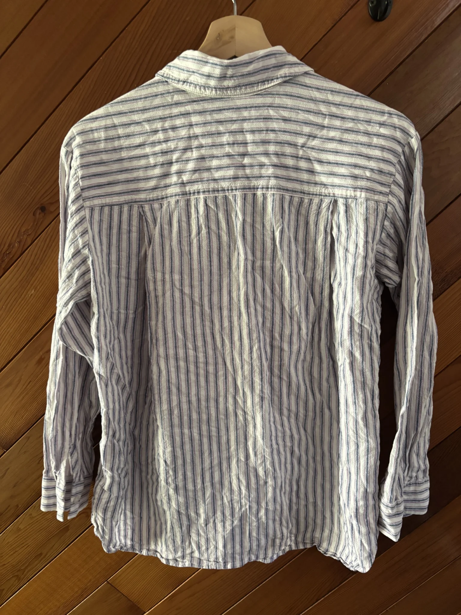 Image for Chemise en lin rayée