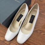 Featured thumbnail for Souliers vintage