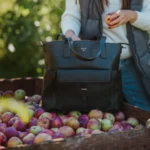 Thumbnail for Sac fourre-tout / Sac à couches OLLIE (Collection Maman Caféine) – COMME NEUF