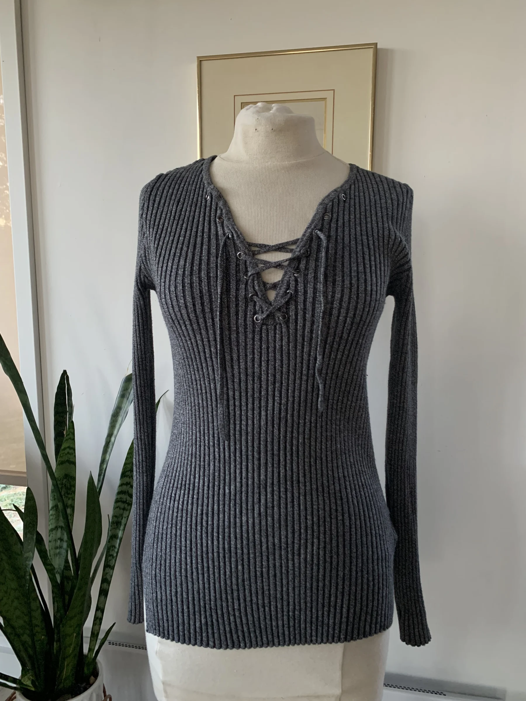 Y2K charcoal knitted jumper Vintage seconde main