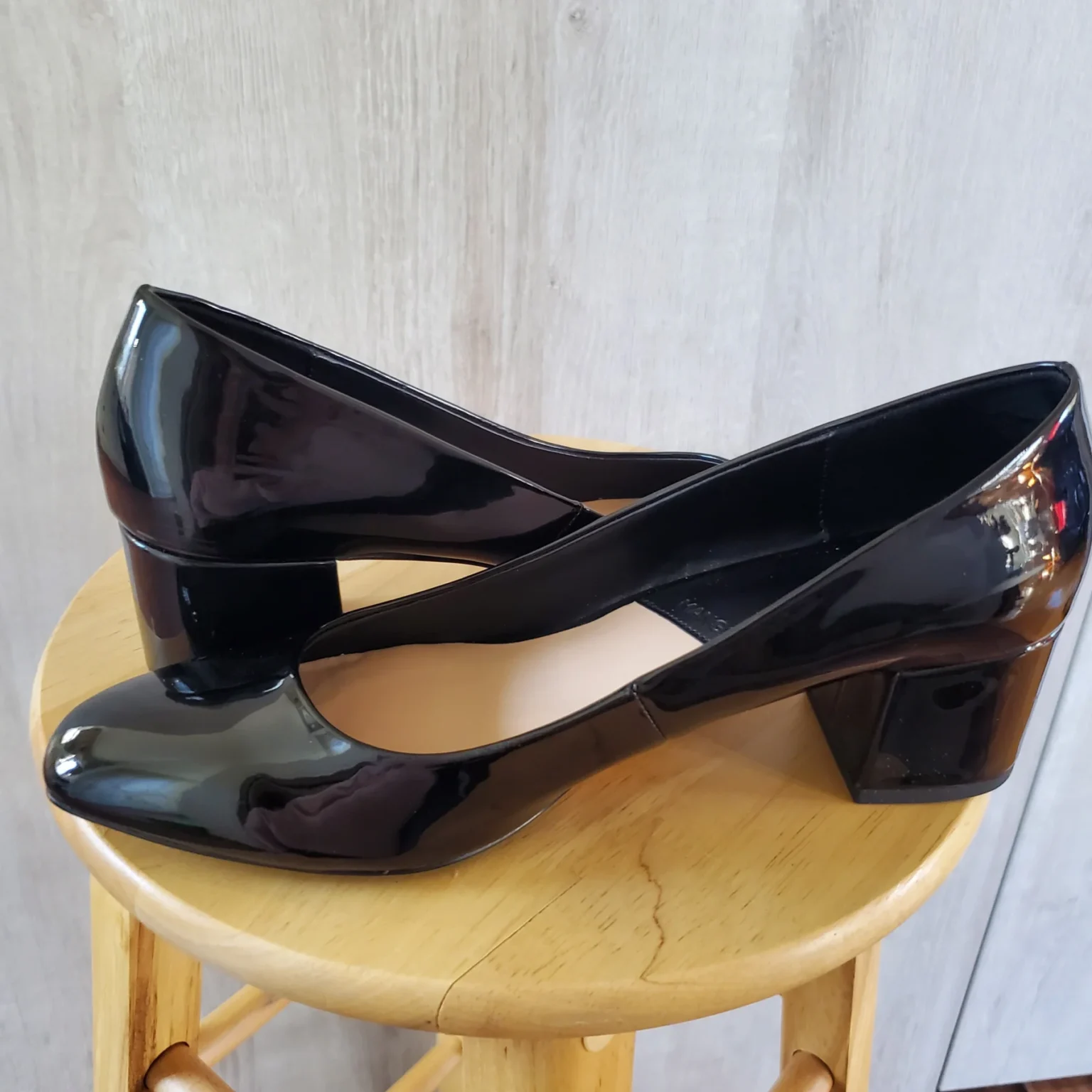 Image for Mid-heel shoes