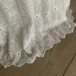 Thumbnail for Jupe fleurie style dentelle