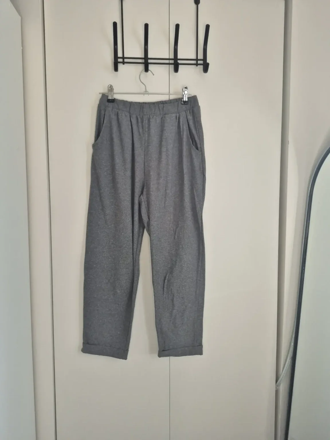 Featured image for Ardene grey trousers, size Small