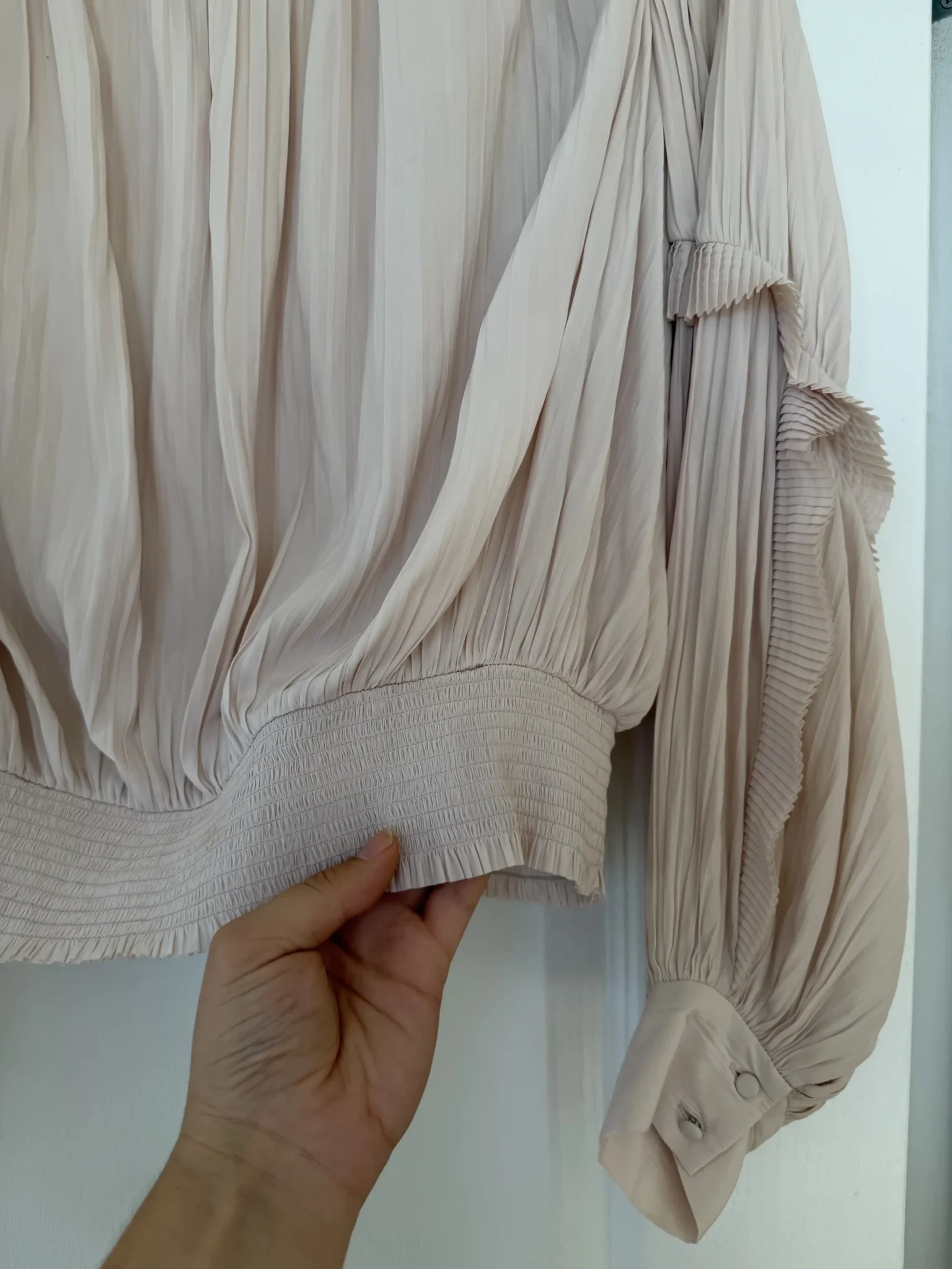 Image for Blouse Joie taille L manches bouffantes rose pale