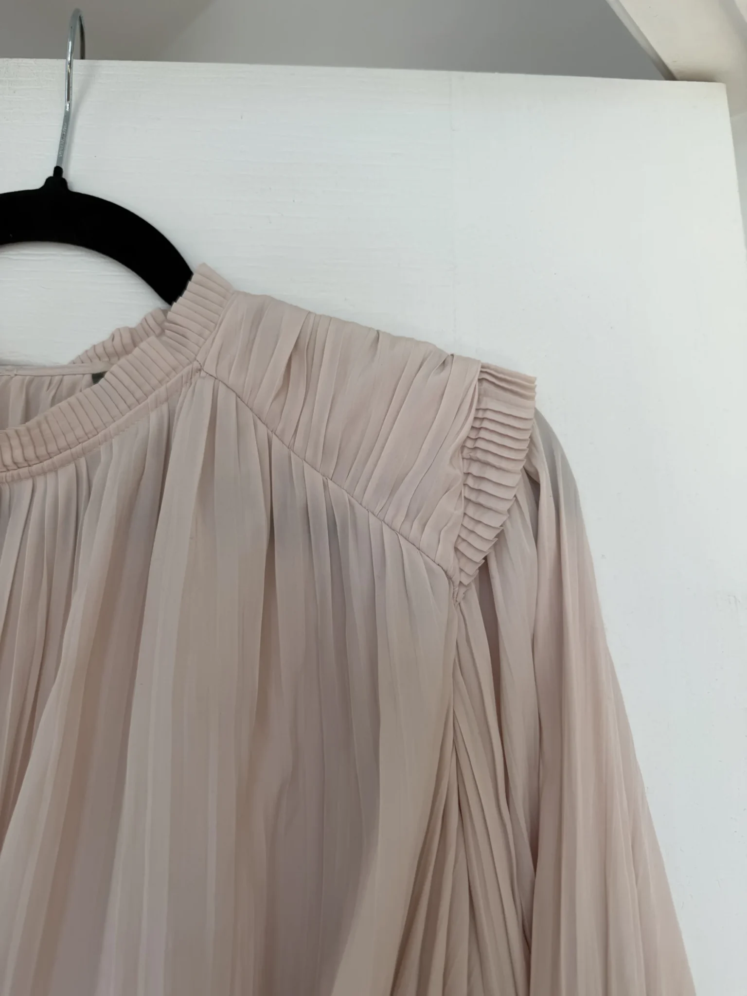 Image for Blouse Joie taille L manches bouffantes rose pale