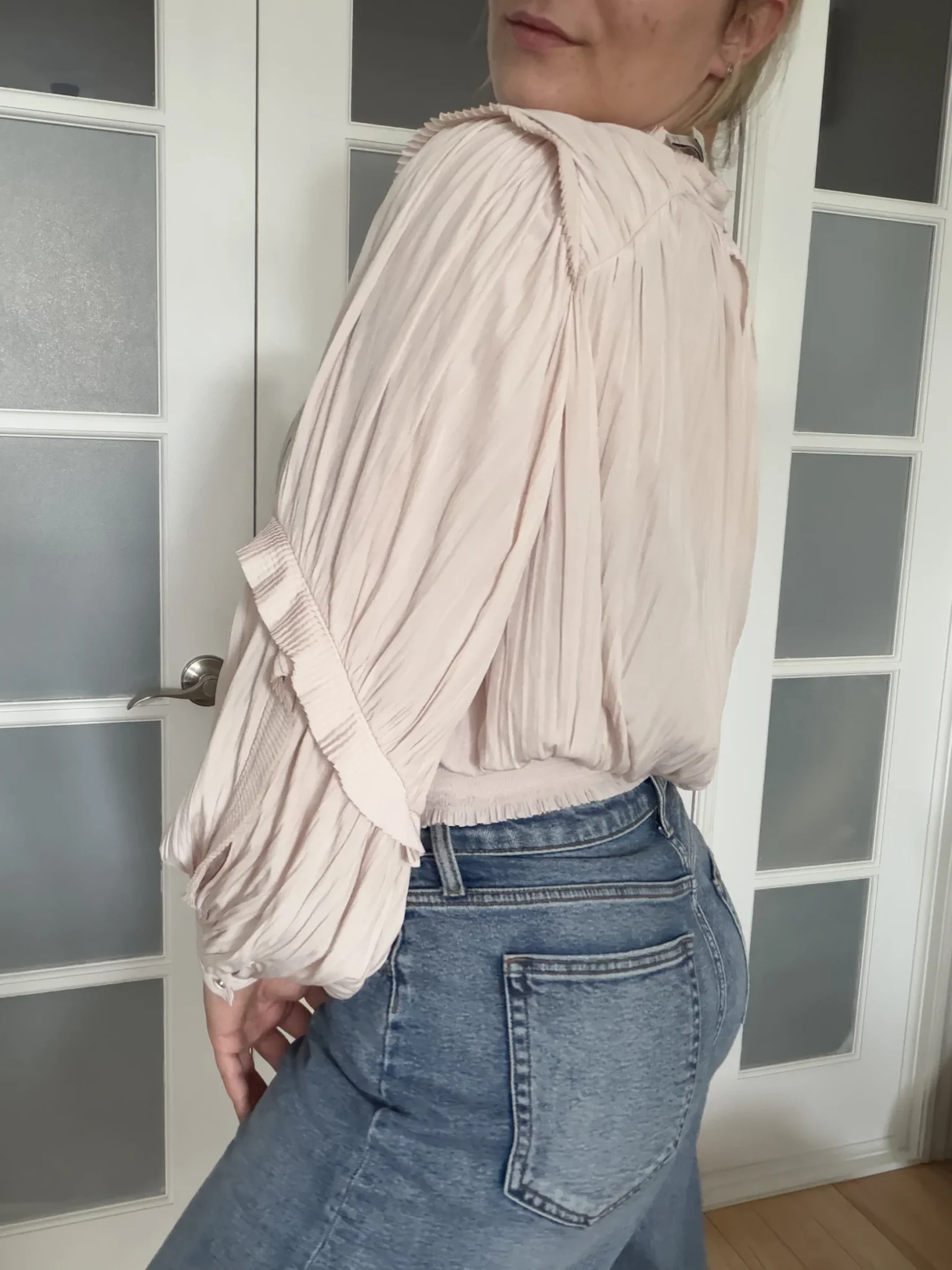Image for Blouse Joie taille L manches bouffantes rose pale