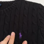 Thumbnail for Pull femme Ralph Lauren taille S noir logo violet