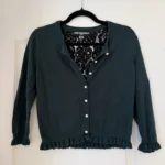 Thumbnail for Cardigan Karl Lagerfeld vert et noir à dentelles taille M