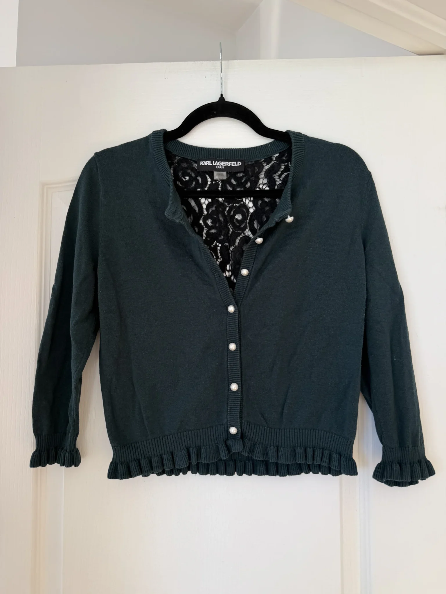 Image for Cardigan Karl Lagerfeld vert et noir à dentelles taille M