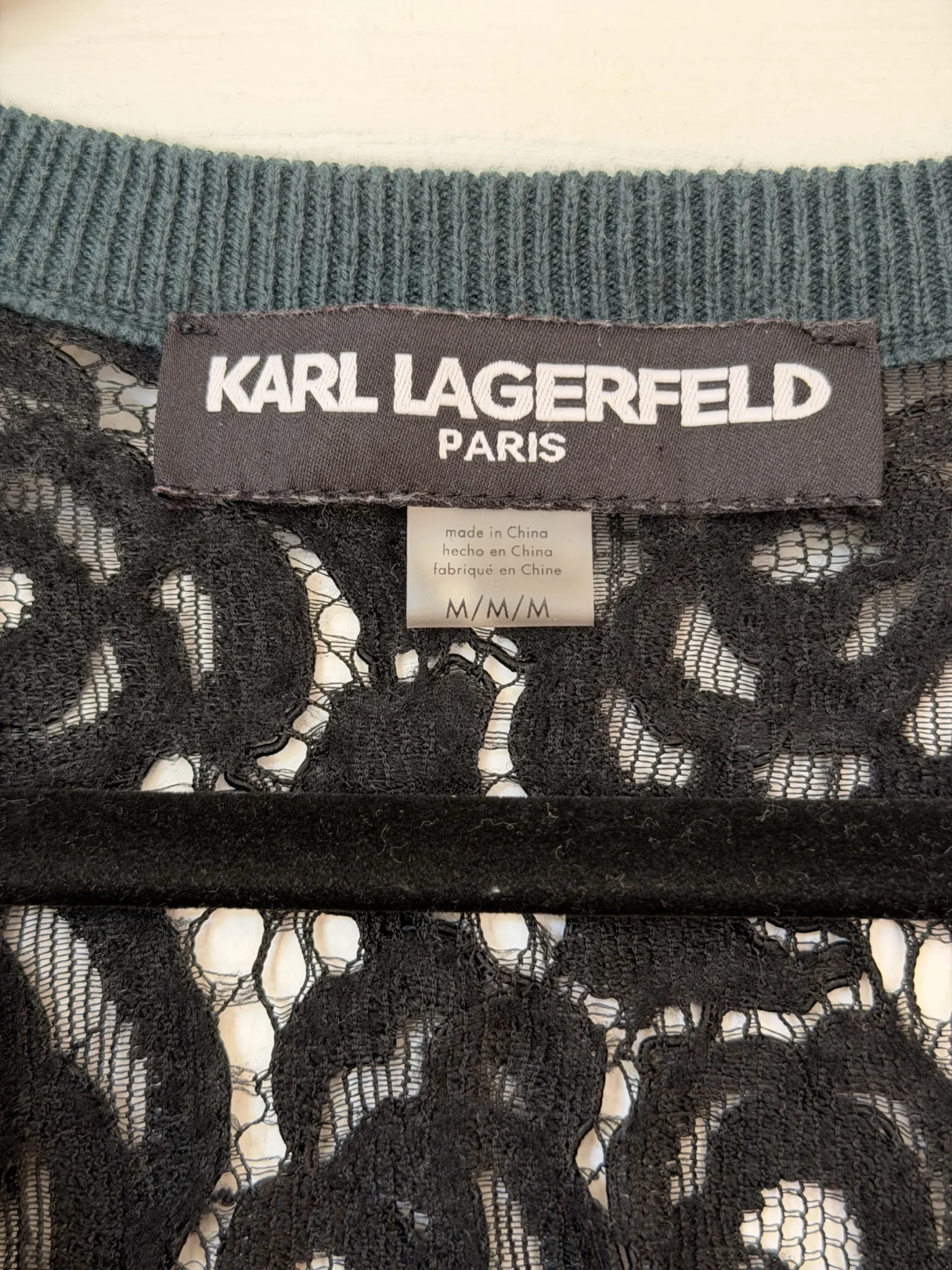 Image for Cardigan Karl Lagerfeld vert et noir à dentelles taille M