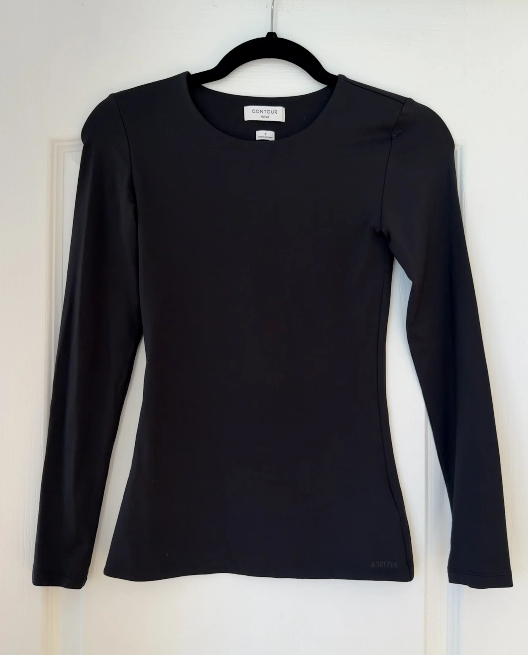 Aritzia Contour top, size S, black Aritzia seconde main