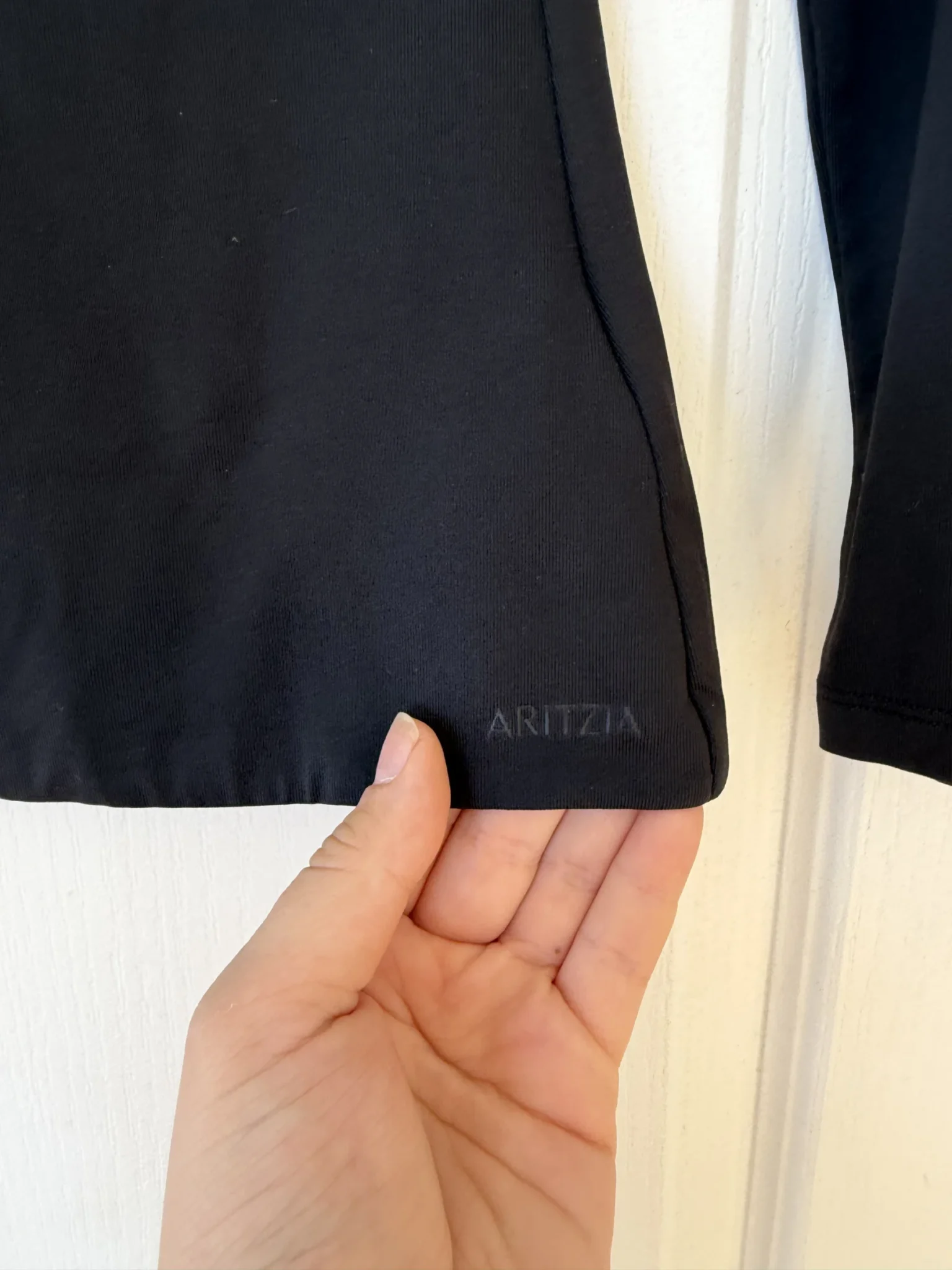Image for Aritzia Contour top, size S, black