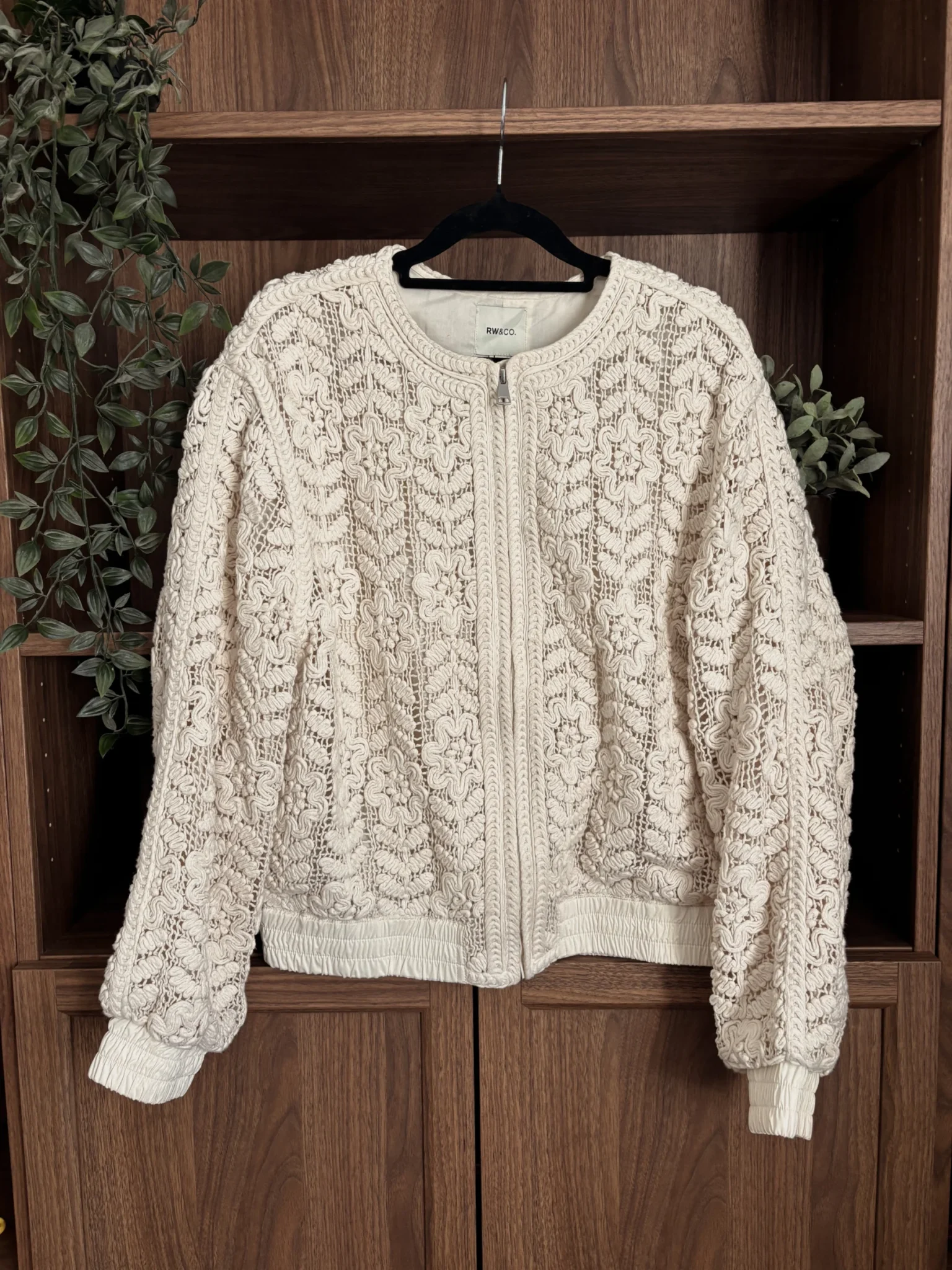 Featured image for RW&CO. cream embroidered jacket – Size M
