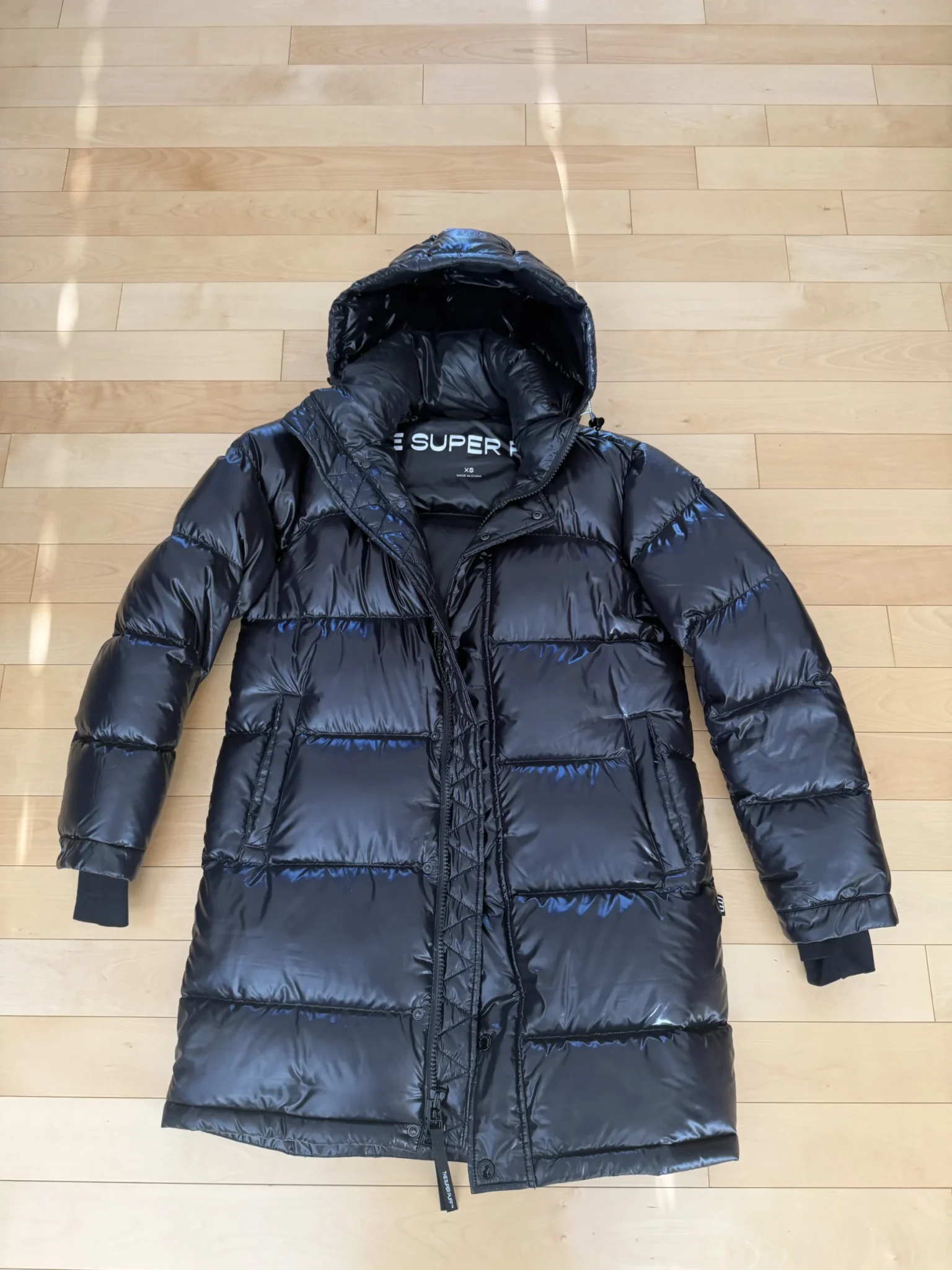 Image for Manteau Super Puff Mid Aritzia Hi Gloss Xsmall