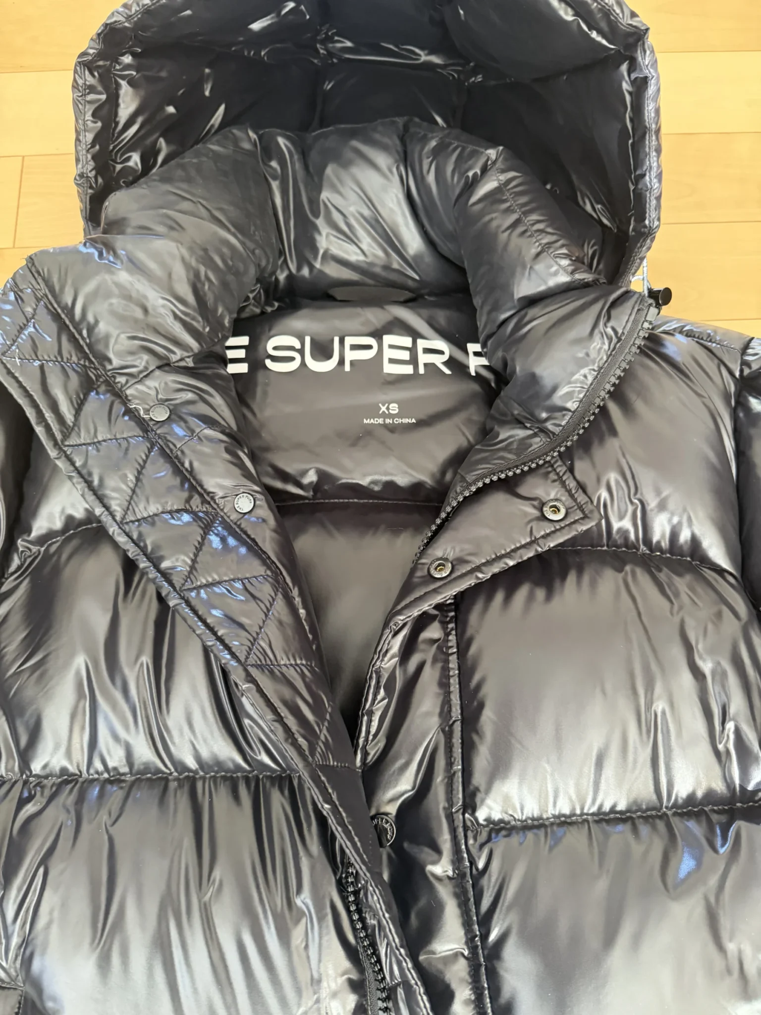 Image for Manteau Super Puff Mid Aritzia Hi Gloss Xsmall