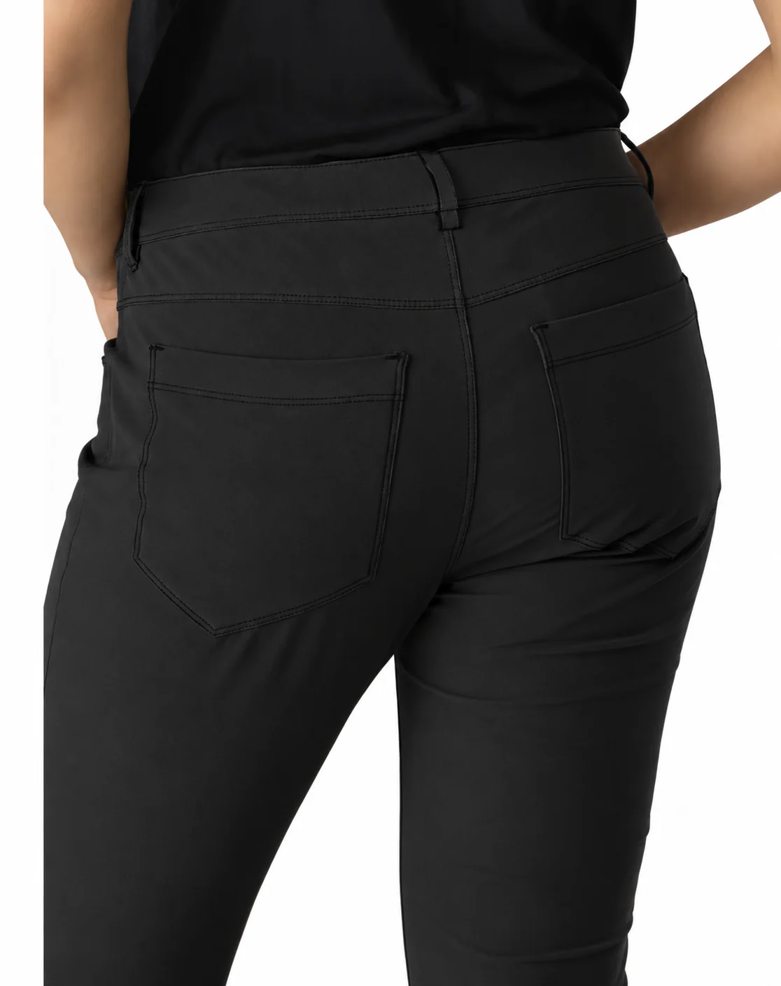 Arc'teryx Women's Black pants, Size 8 Arc'teryx seconde main