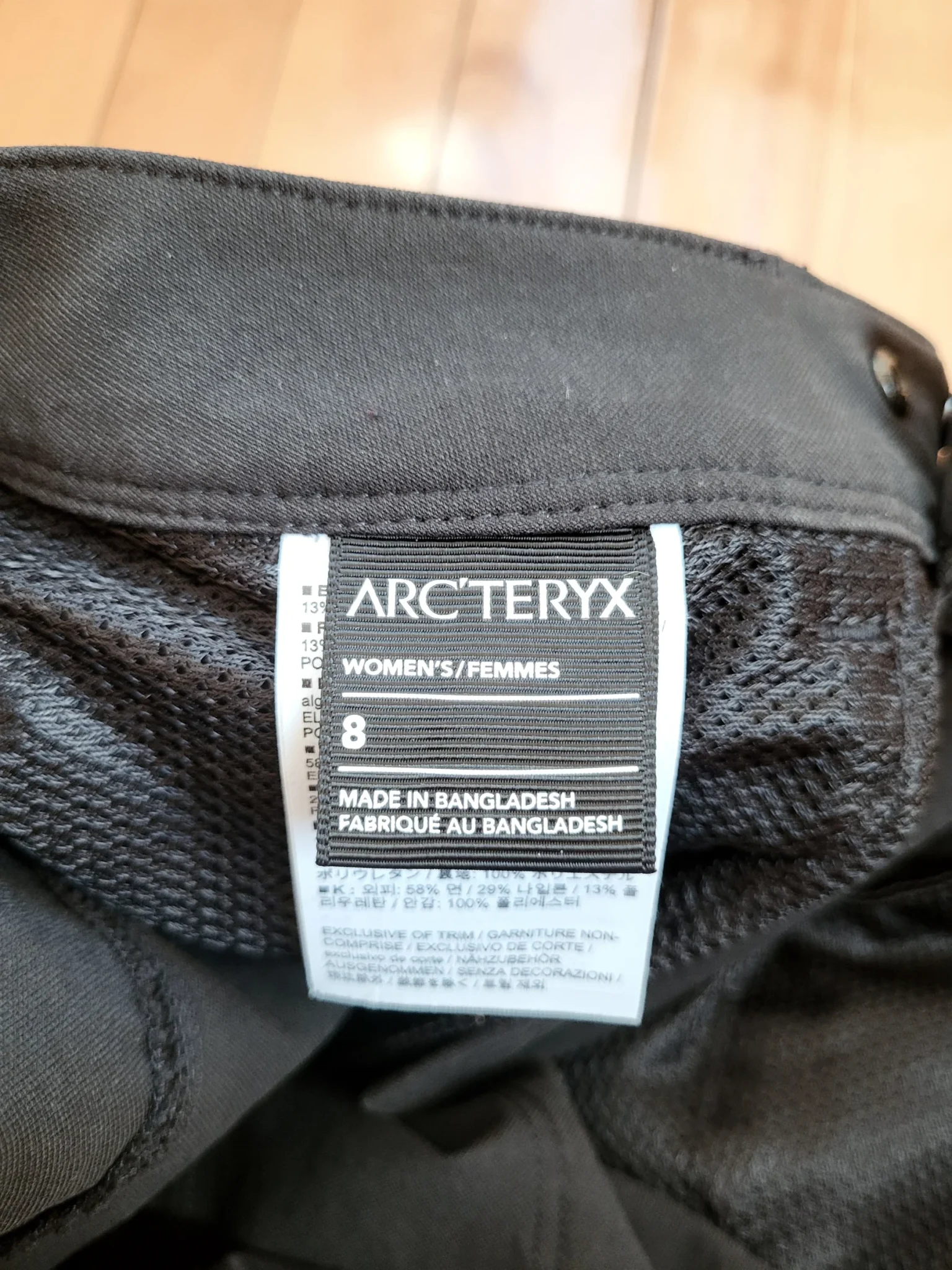 Image for Arc'teryx Women's Black pants, Size 8