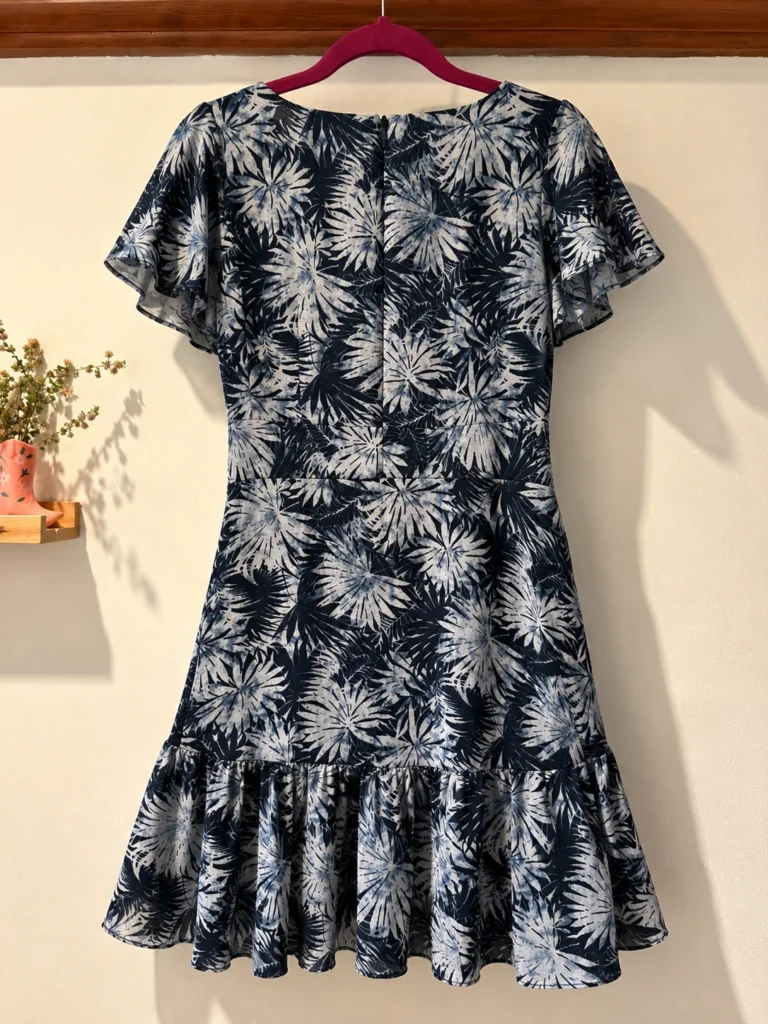 Image for Michael Michael Kors dress with a tropical print – Size 4