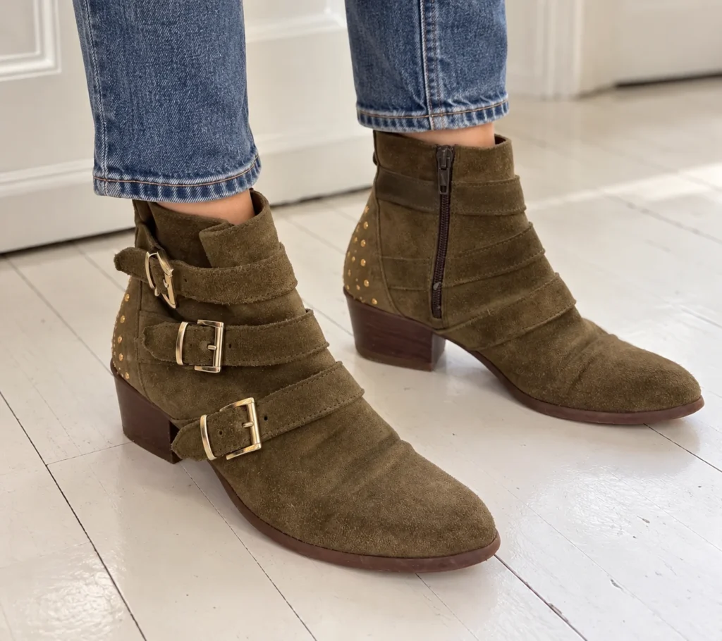 Featured image for Khaki suede ankle boots – Made in Italy – size 38