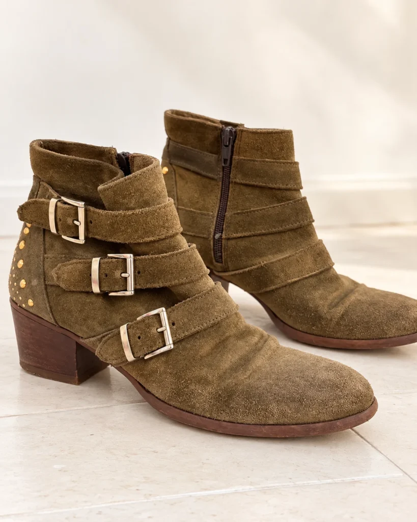Image for Khaki suede ankle boots – Made in Italy – size 38