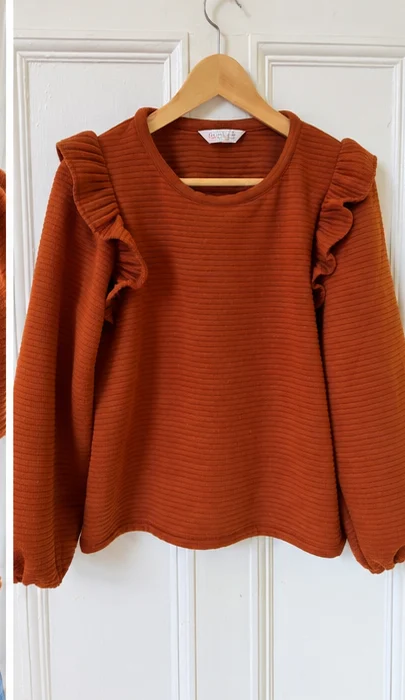 Image for Compania Fantastica rust-coloured ruffled top / jumper – size M
