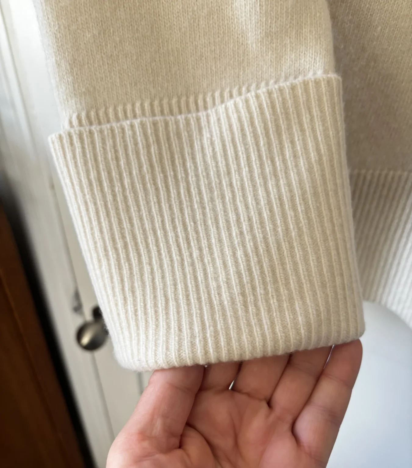 Image for ♥️Pull crème REISS