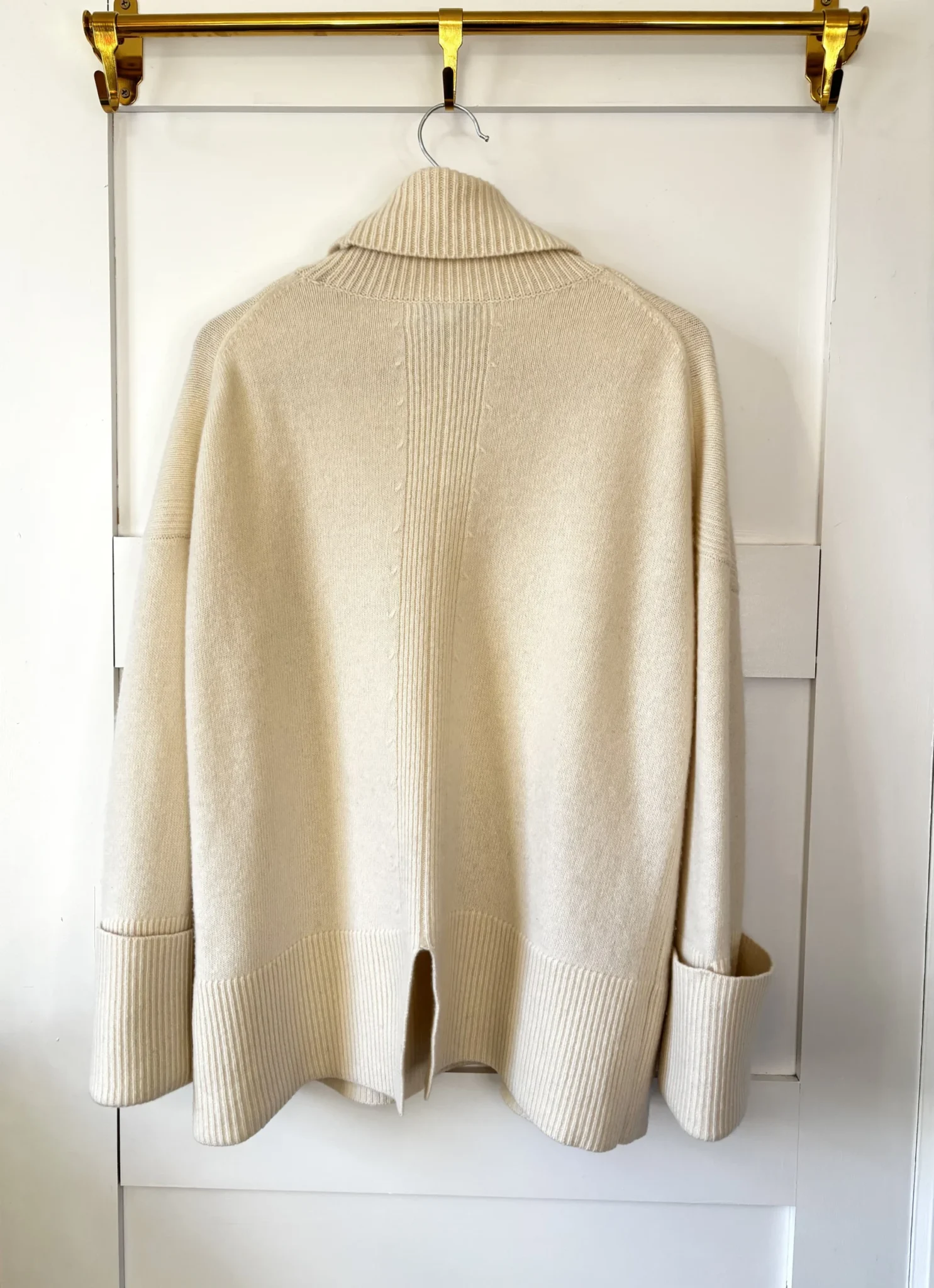 Image for ♥️Pull crème REISS