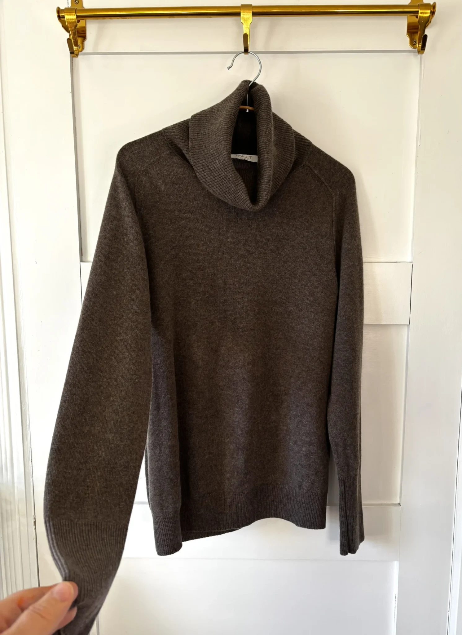 Featured image for ♥️Pull marron TONET