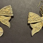 Featured thumbnail for Boucles d'oreilles nœuds vintage « Lucie » par Uranium Mutation (Montréal)