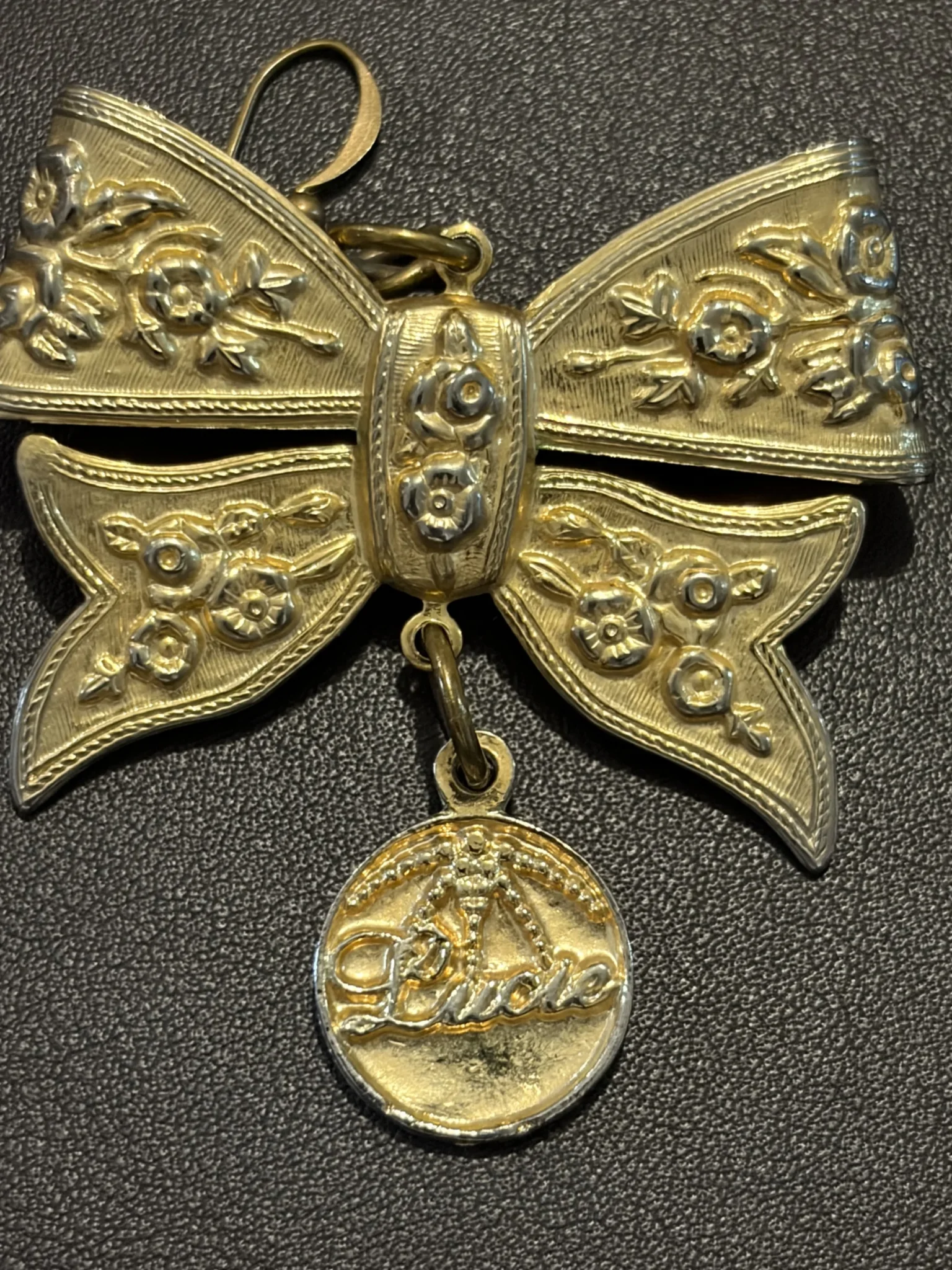 Image for Boucles d'oreilles nœuds vintage « Lucie » par Uranium Mutation (Montréal)