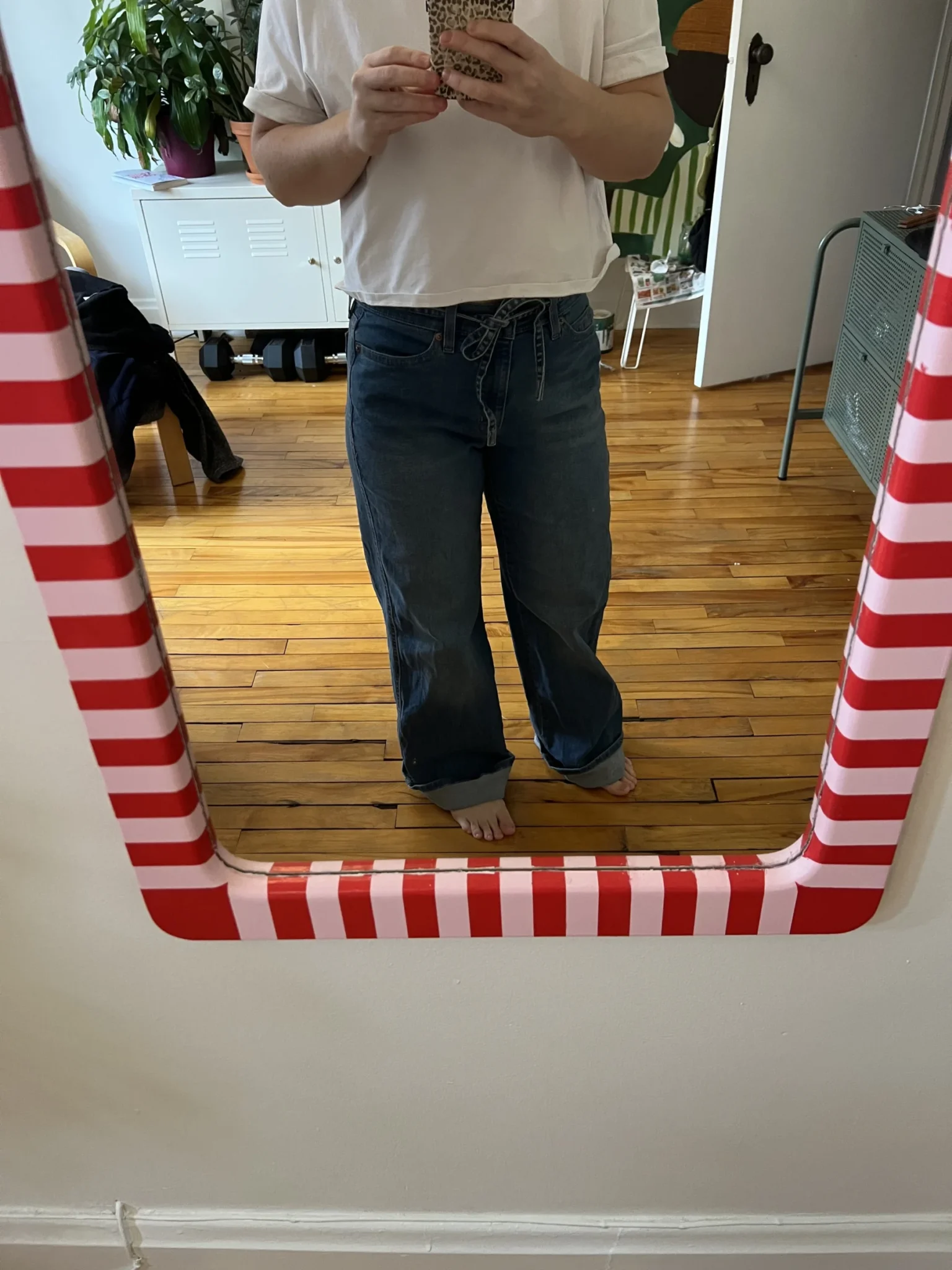 Featured image for Jeans jambe large, taille mi-haute