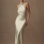 Thumbnail for Esther Iridescent Satin Cowl Maxi Dress (sage, taille M)