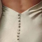 Thumbnail for Esther Iridescent Satin Cowl Maxi Dress (sage, taille M)