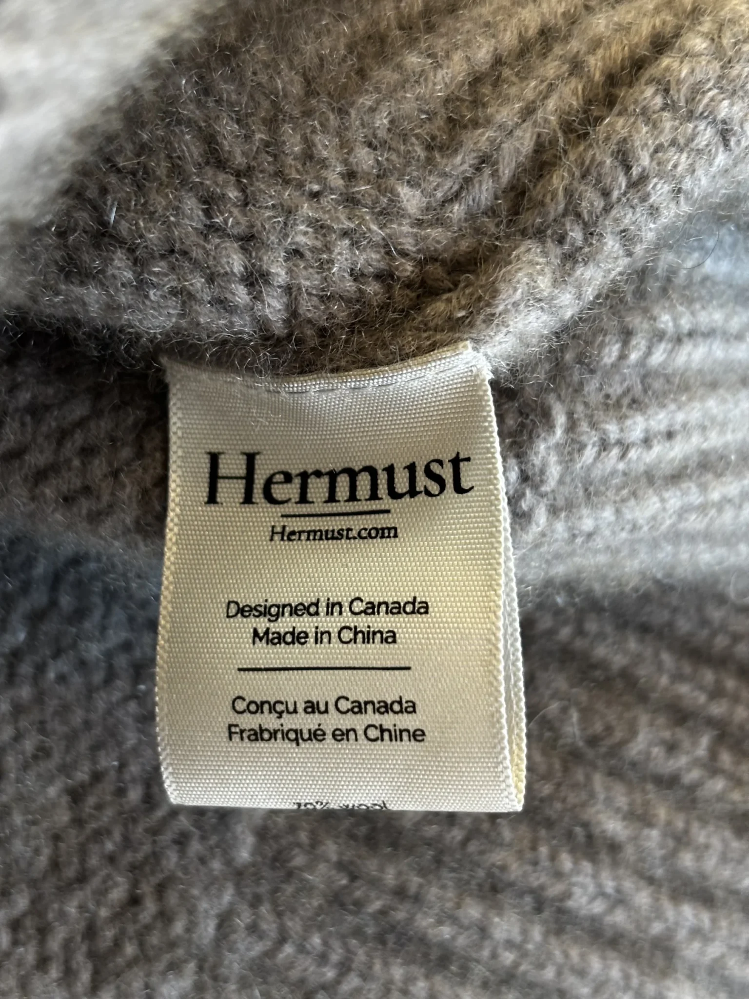Image for ♥️Pull taupe HERMUST