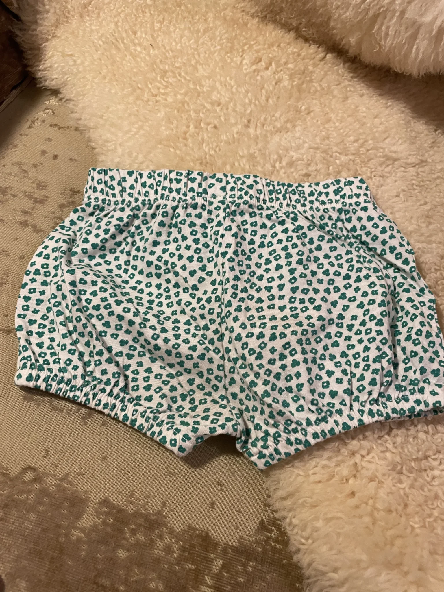 Image for Kiabi lightweight patterned shorts, size 9 months