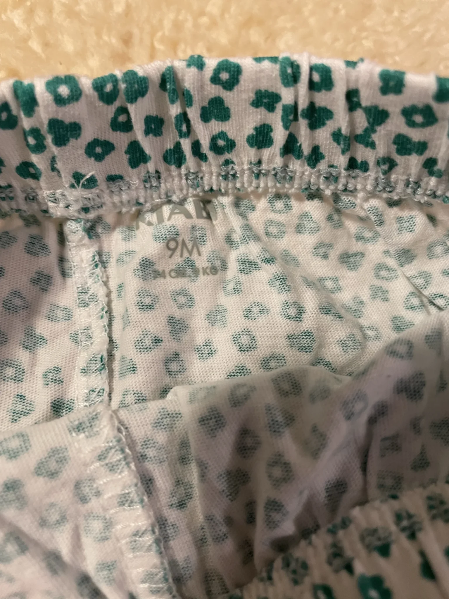 Image for Kiabi lightweight patterned shorts, size 9 months