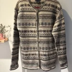 Featured thumbnail for Vintage Item and Co cardigan – 100% wool – Fair Isle Nordic pattern