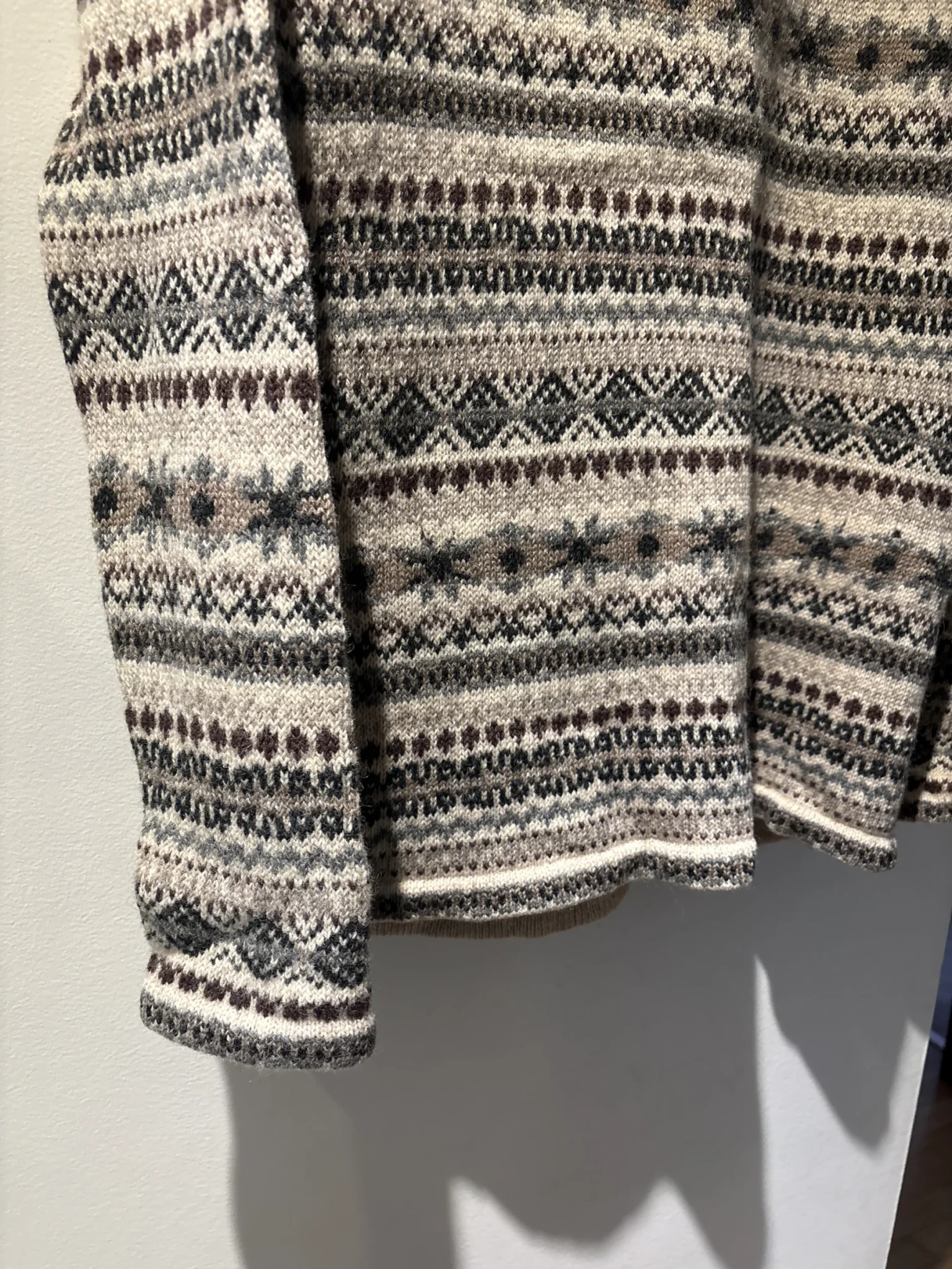 Image for Vintage Item and Co cardigan – 100% wool – Fair Isle Nordic pattern