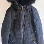 Featured thumbnail for Zara cropped puffer jacket - S