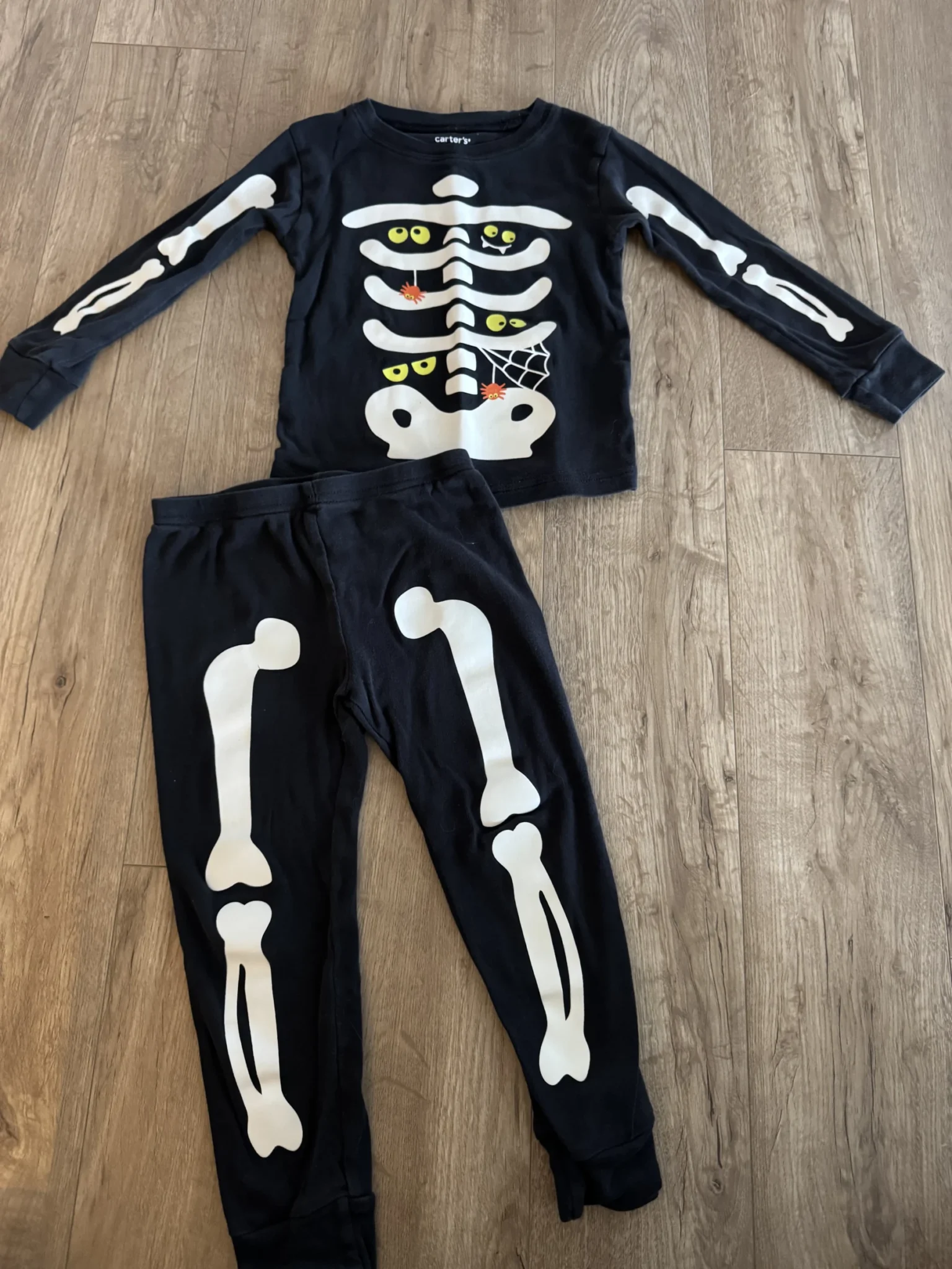 Featured image for 3T – Carter’s Halloween Pyjamas