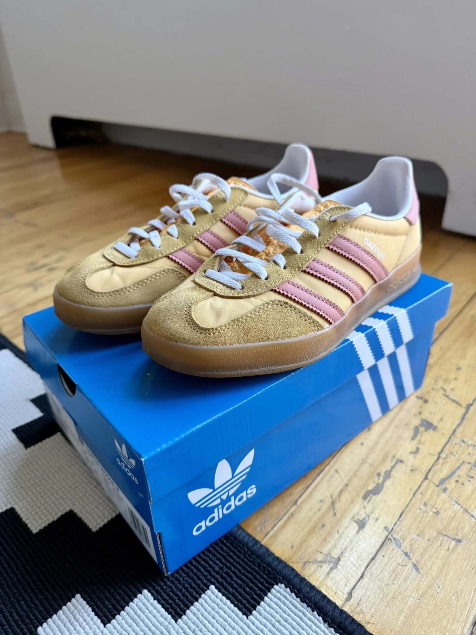 Image for Adidas Gazelle Sunset