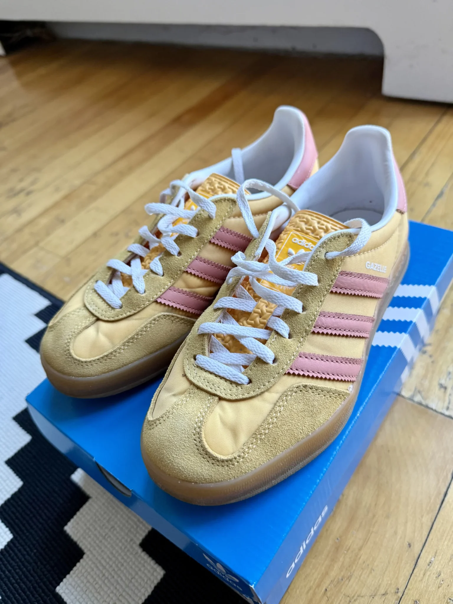Image for Adidas Gazelle Sunset